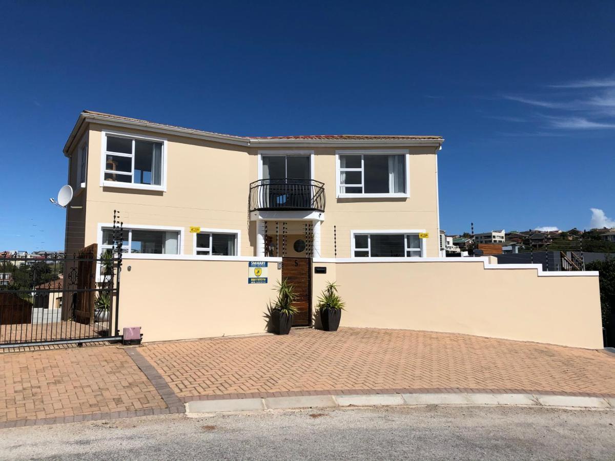 'On Point' Beach House - Jeffreysbaai Buitenkant foto