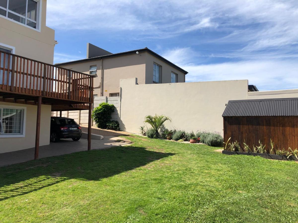 'On Point' Beach House - Jeffreysbaai Buitenkant foto