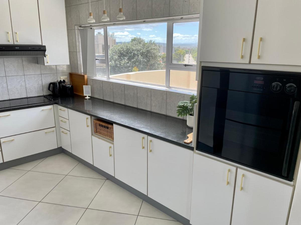 'On Point' Beach House - Jeffreysbaai Buitenkant foto
