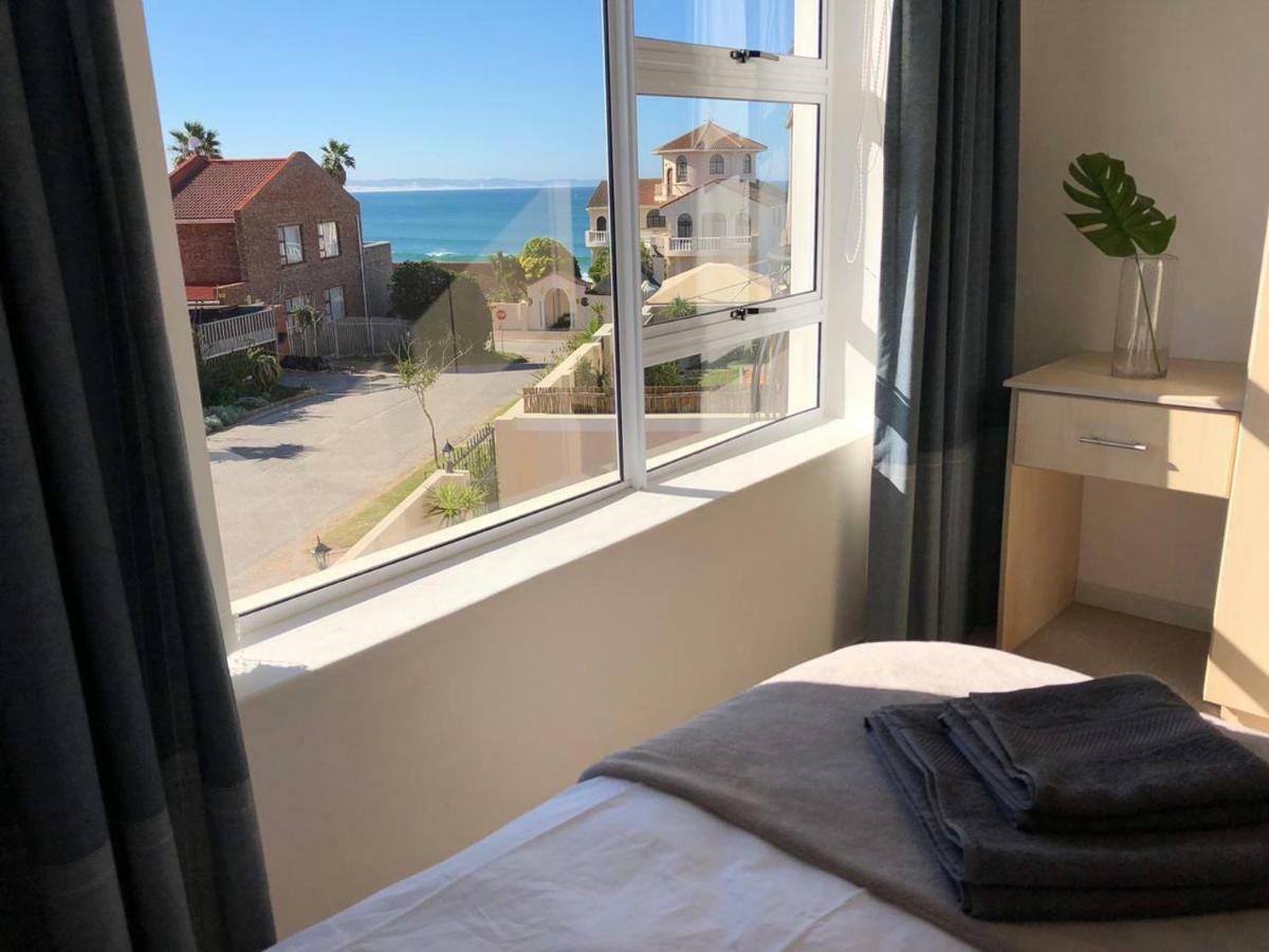 'On Point' Beach House - Jeffreysbaai Buitenkant foto