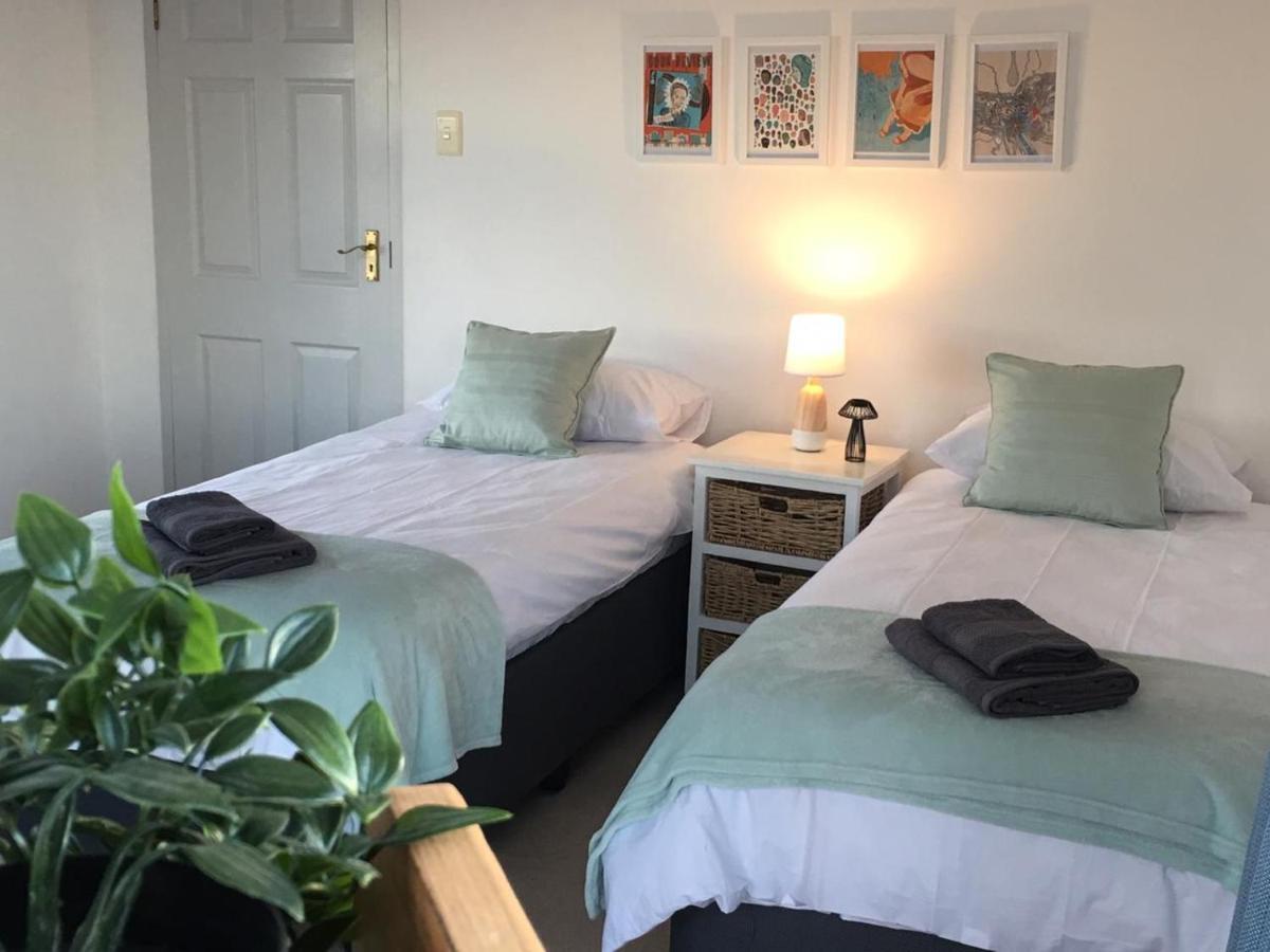 'On Point' Beach House - Jeffreysbaai Buitenkant foto
